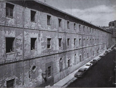 exterior conde duque